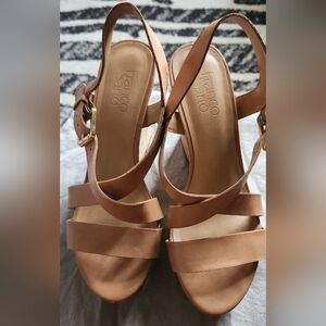 EUC Franco Sarto platform sandals light camel 7.5M